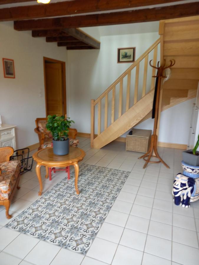 La Maison Aux Pivoines Theuville-aux-Maillots Buitenkant foto
